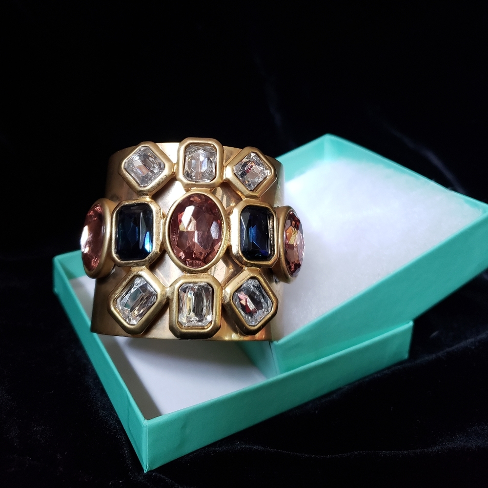 Large cuff